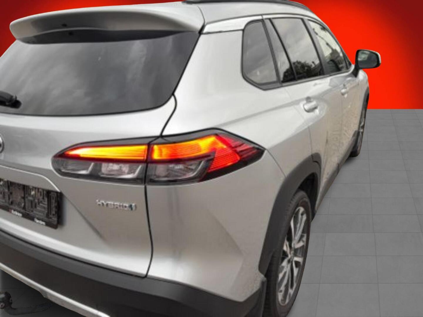 Toyota Corolla Cross 2023, bild 2/3
