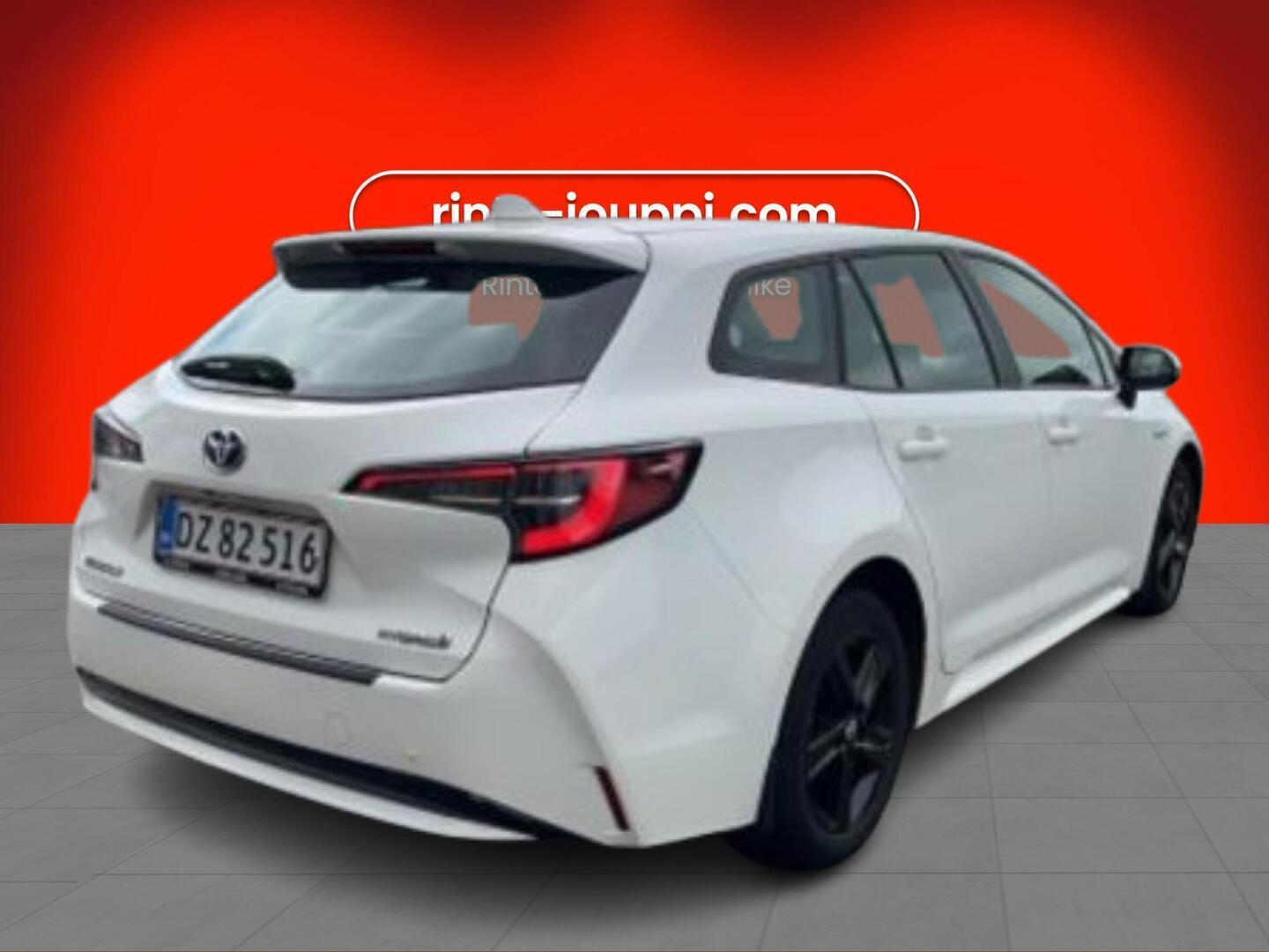 Toyota Corolla 1.8 Hybrid Touring Sports 2022, kuva 2/3