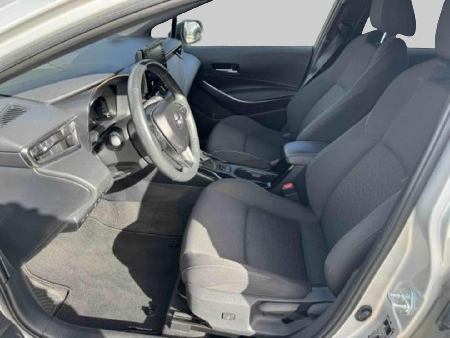 Toyota Corolla 1.8 Hybrid Touring Sports 2021, kuva 3/3