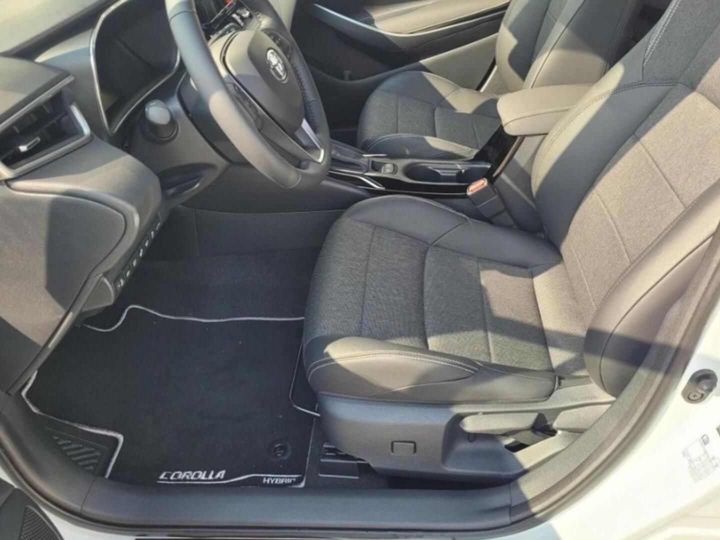 Toyota Corolla Touring 1.8 Hybrid Style 2024, kuva 3/4