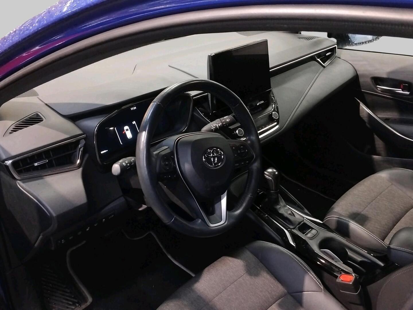 Toyota Corolla 2023, bild 3/3