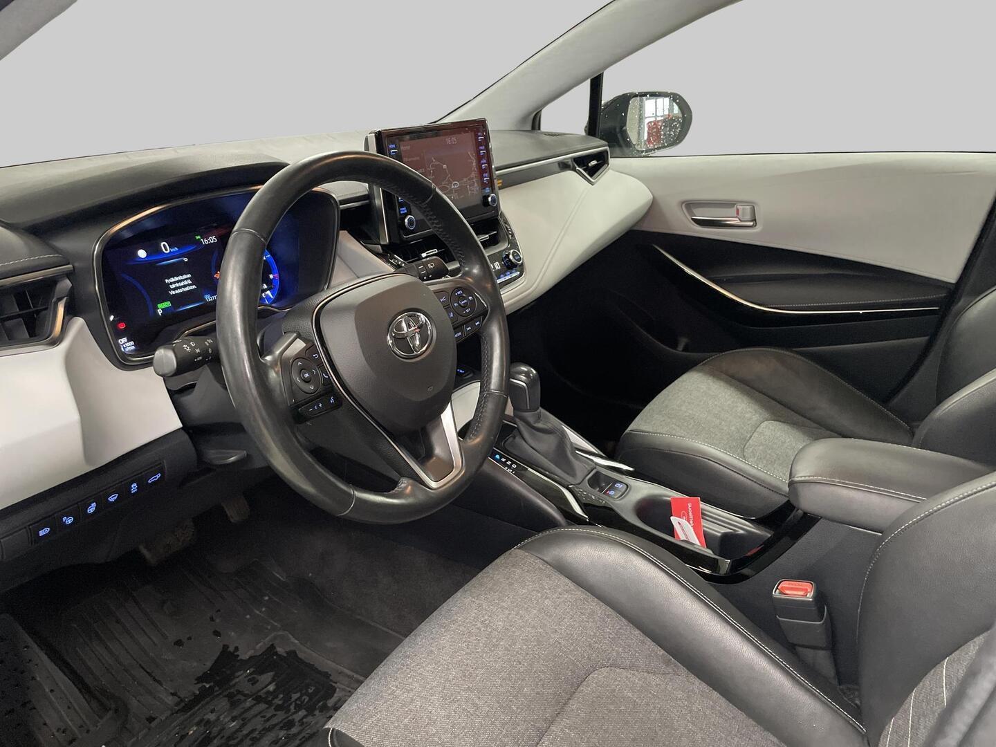 Toyota Corolla 2019, bild 3/3