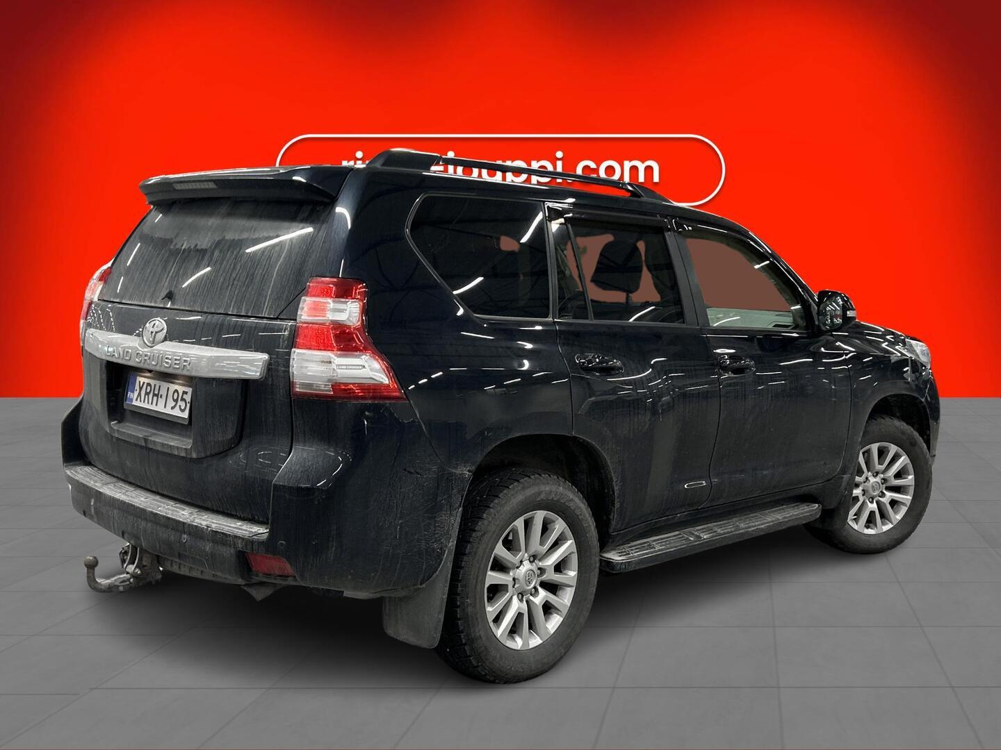 Toyota Land Cruiser 2014, photo 2/3