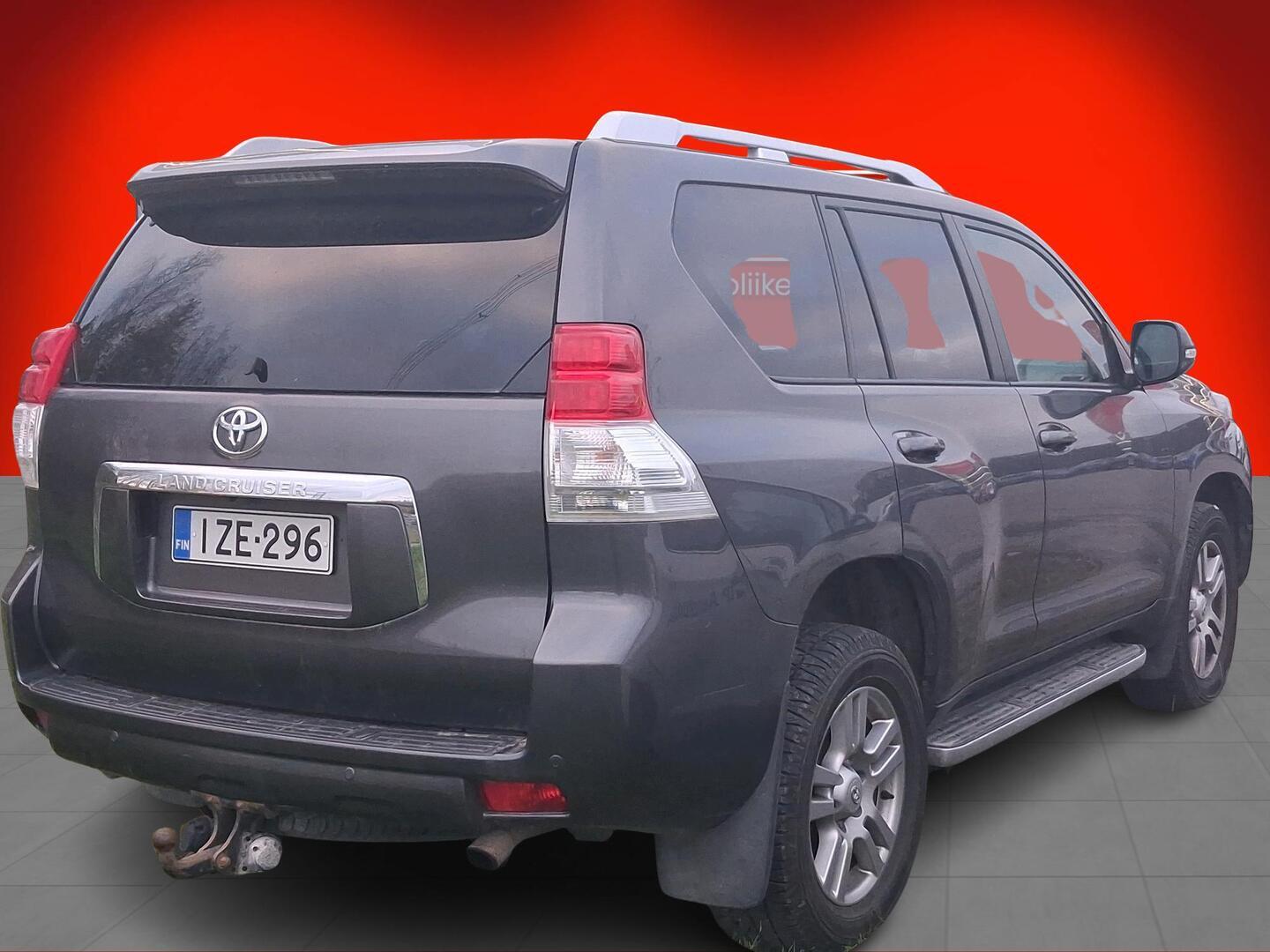 Toyota Land Cruiser 2013, bild 2/3