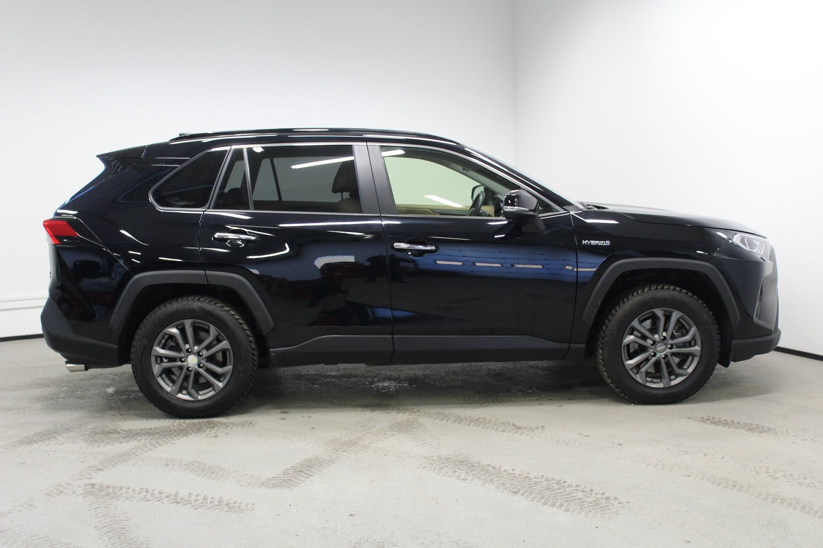 Toyota RAV4 2,5 Hybrid AWD-i Executive 2021, bild 6/21