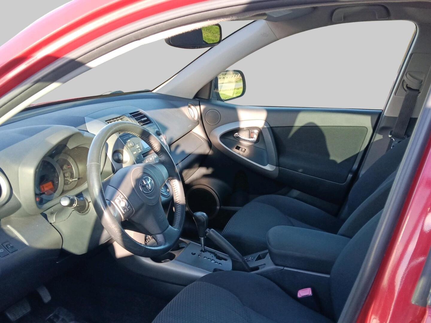 Toyota RAV4 2,0 VVT-i 4WD aut. Business 2006, kuva 3/3