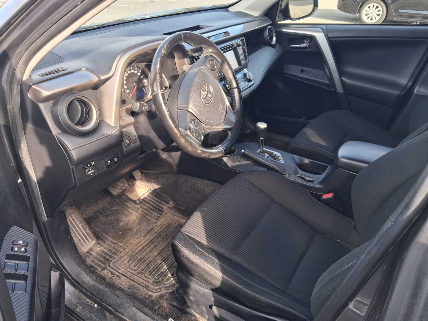 Toyota RAV4 2014, kuva 3/3