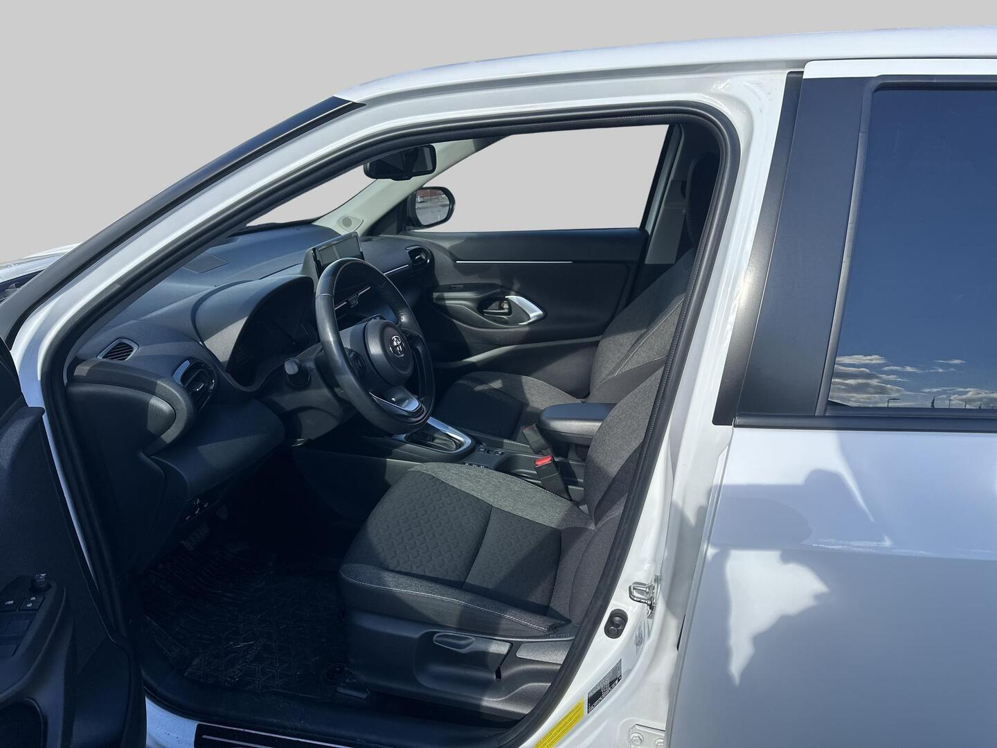 Toyota Yaris Cross 1,5 Hybrid Active 2023, kuva 3/3