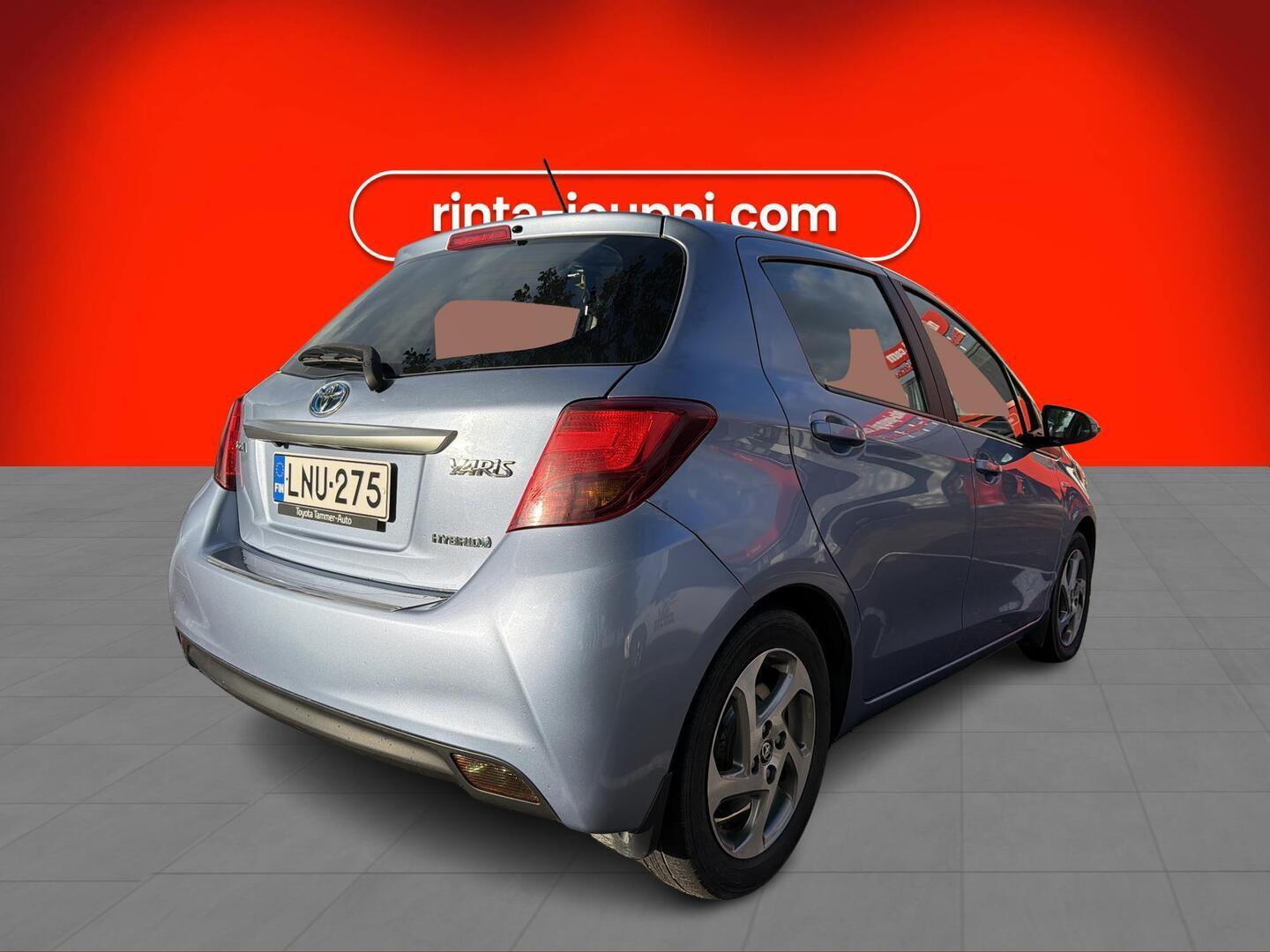Toyota Yaris 2017, kuva 2/3