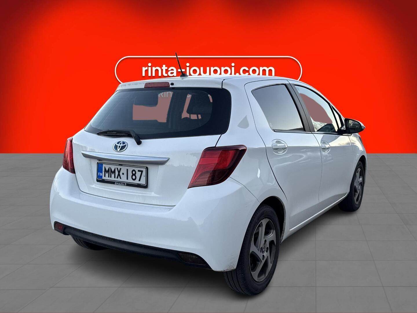 Toyota Yaris 2017, bild 2/3
