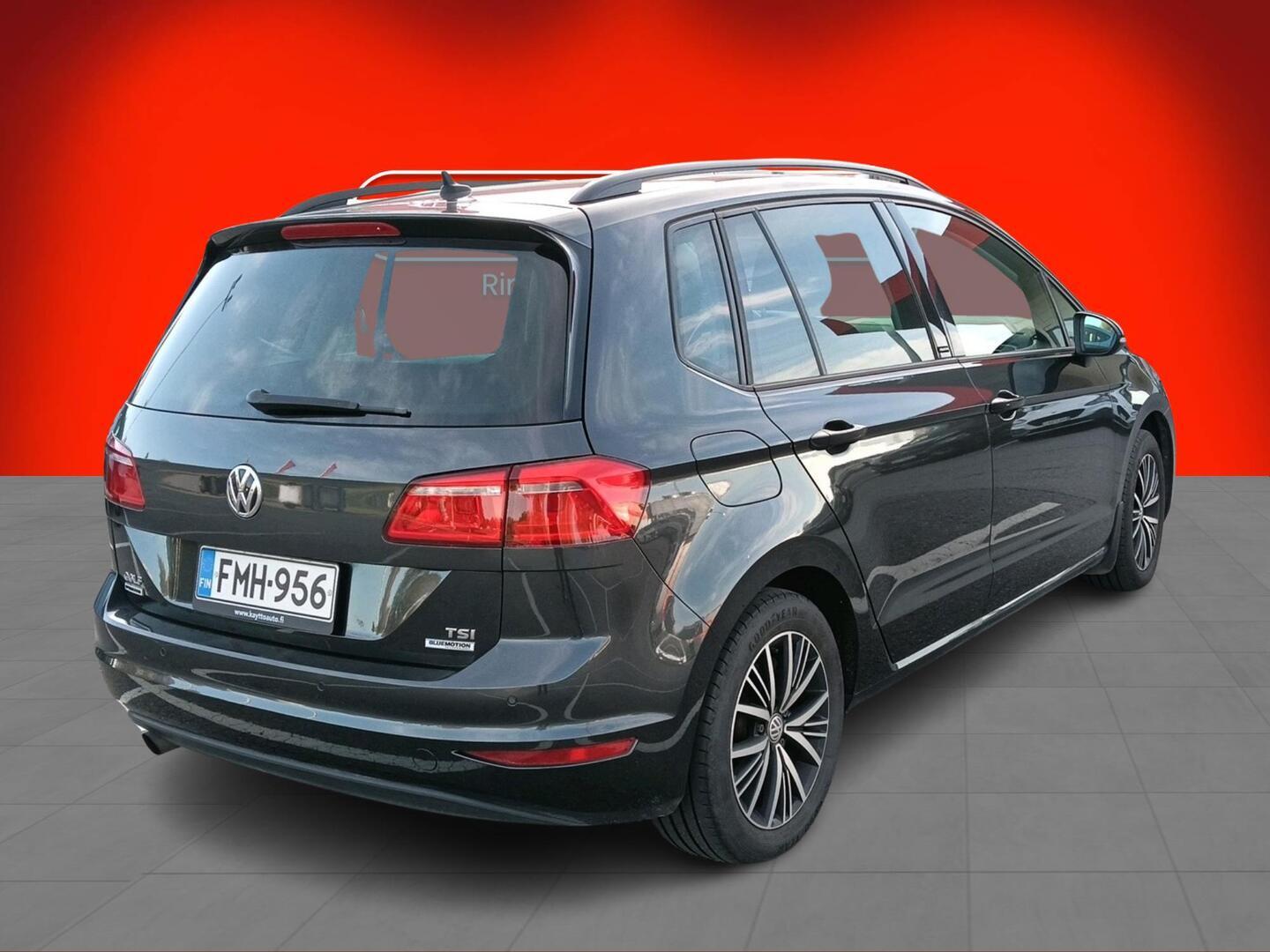 Volkswagen Golf Sportsvan 2016, photo 2/3