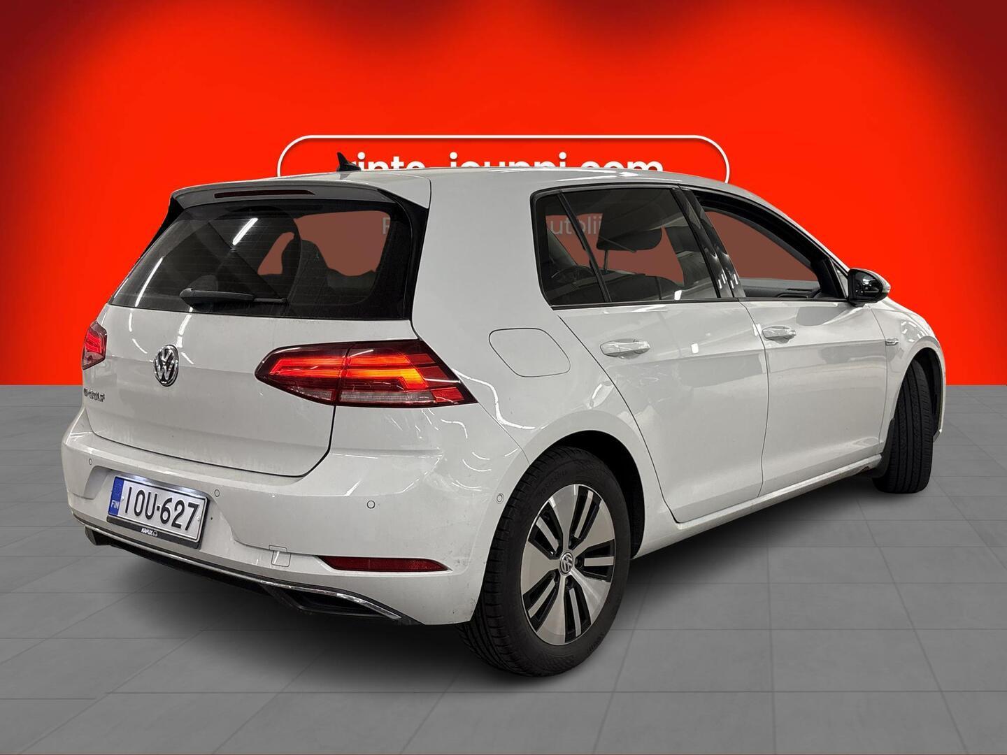 Volkswagen Golf 2018, kuva 2/3