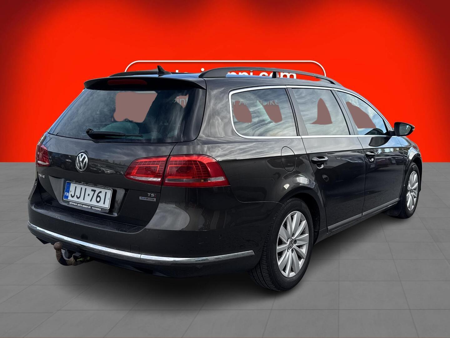 Volkswagen Passat 2014, kuva 2/3