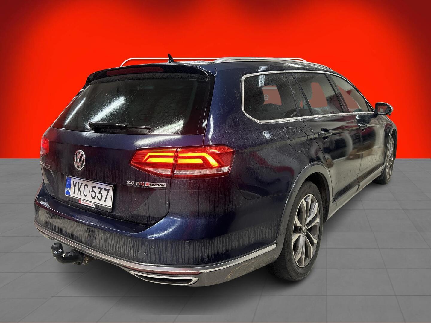 Volkswagen Passat 2016, bild 2/3