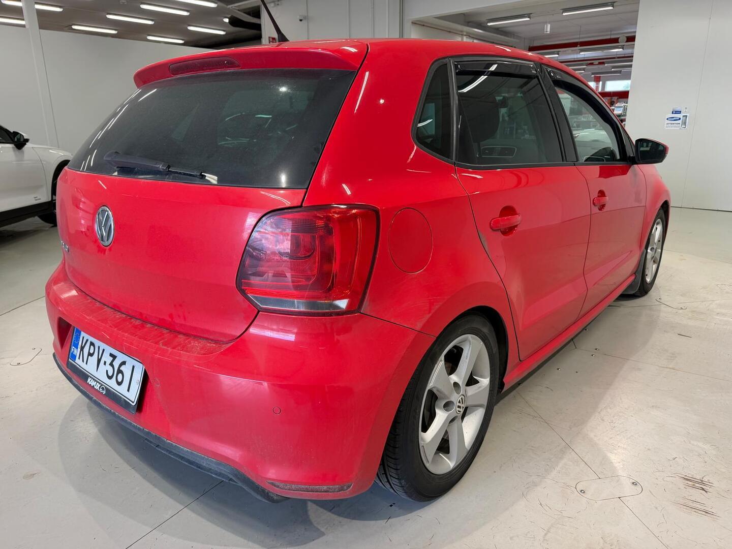 Volkswagen Polo 2012, photo 3/3