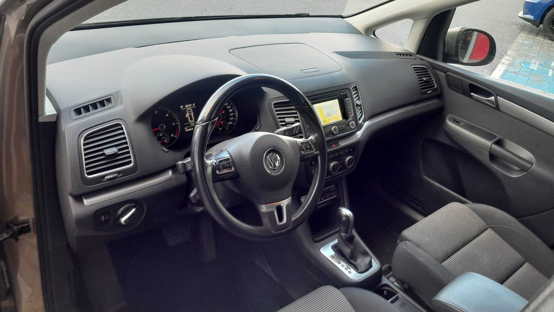 Volkswagen Sharan 2014, kuva 3/3