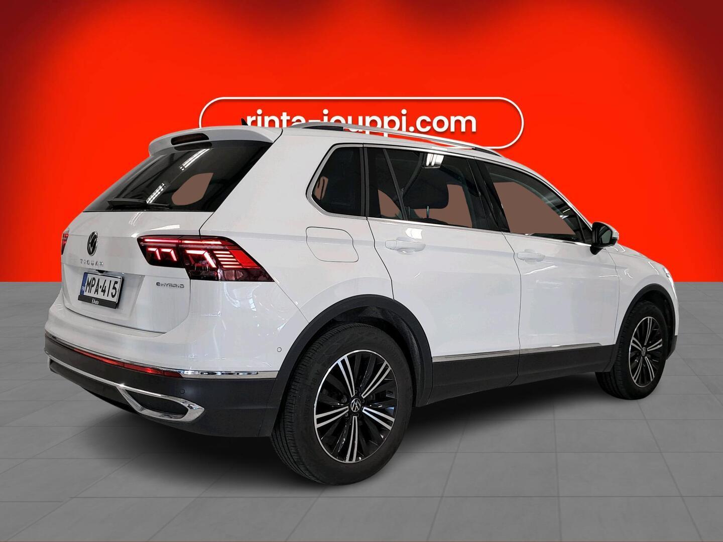 Volkswagen Tiguan 2023, photo 2/3