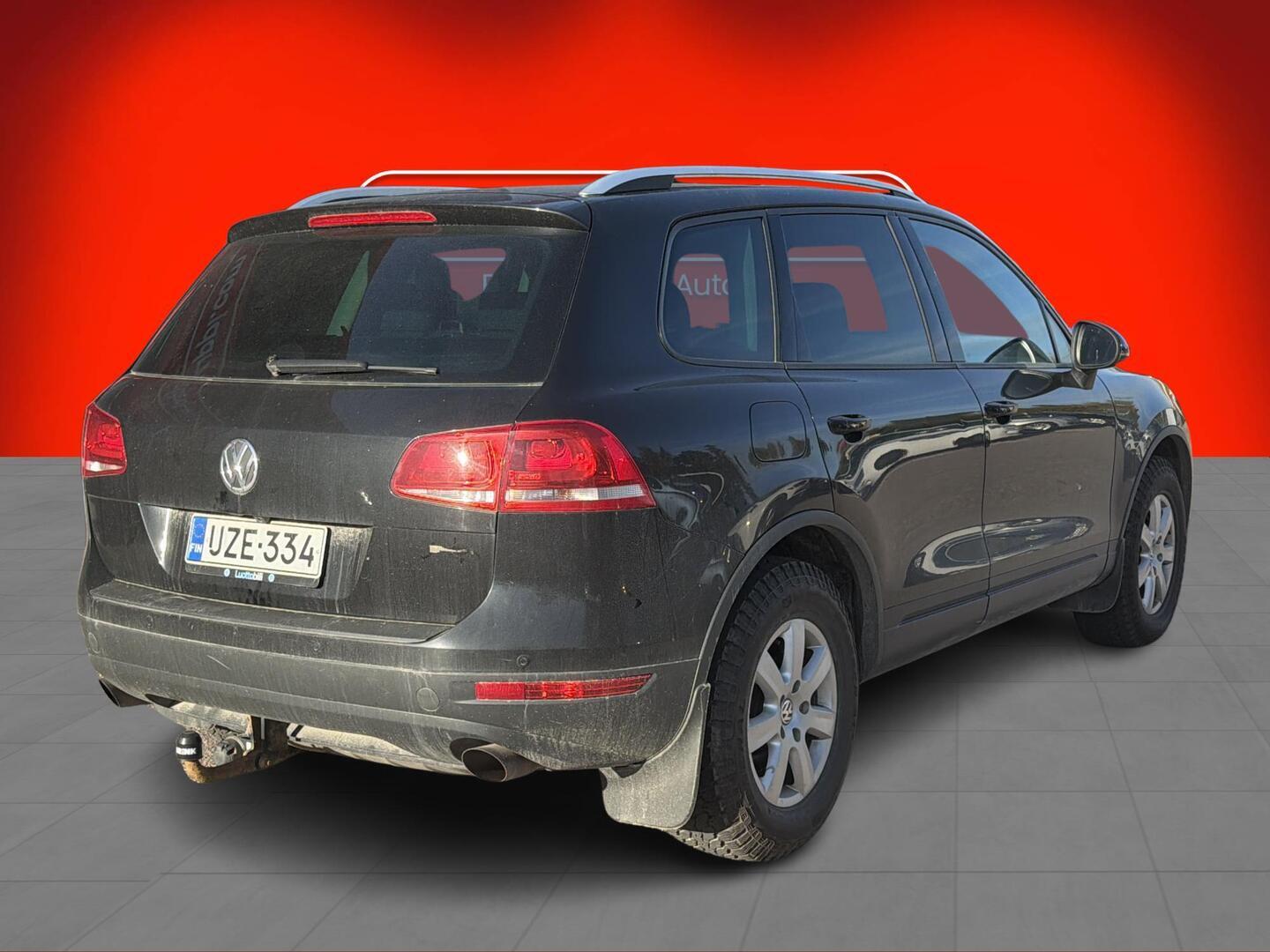 Volkswagen Touareg 2011, photo 2/3