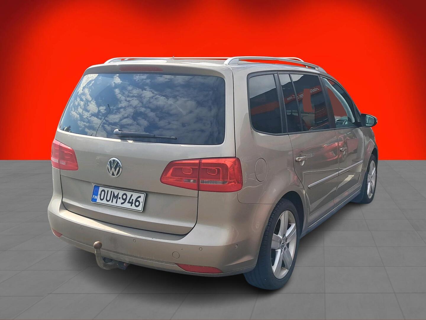 Volkswagen Touran 2013, kuva 2/3