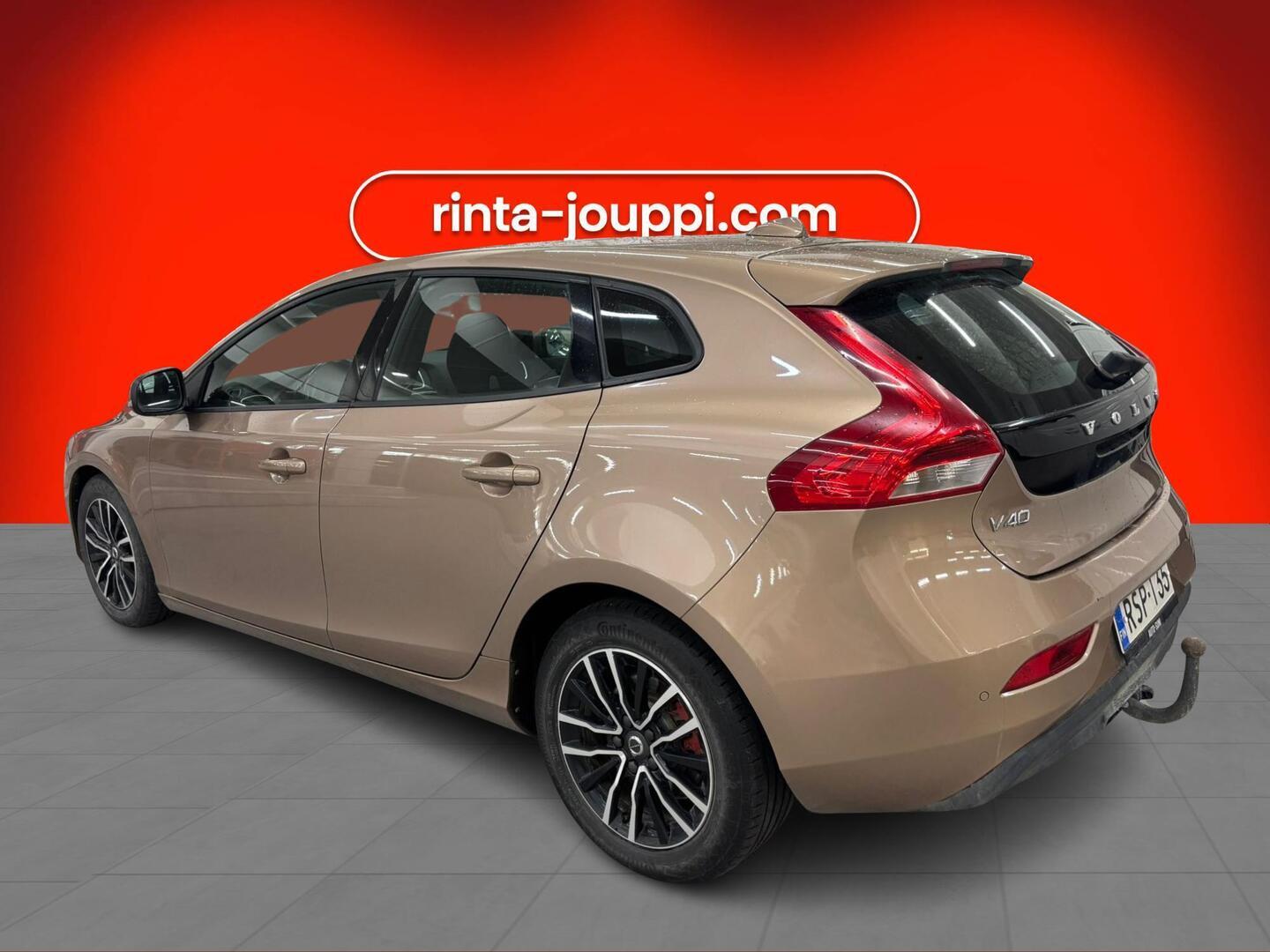 Volvo V40 D2 Momentum aut 2016, kuva 2/3