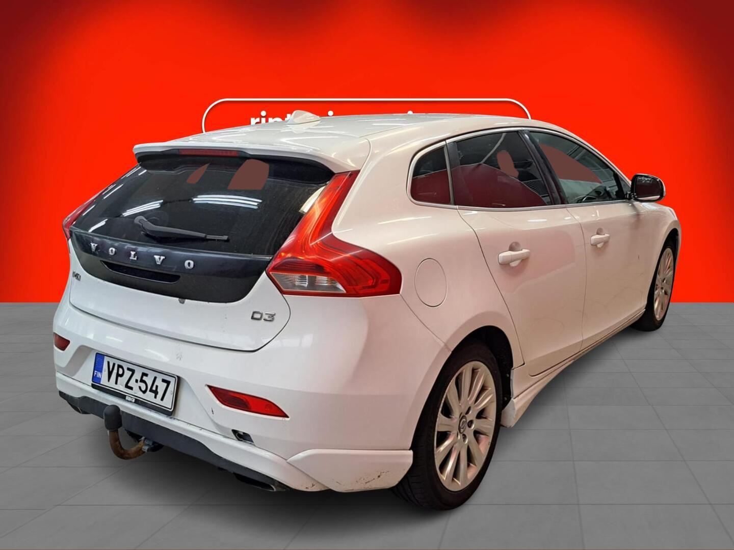 Volvo V40 D3 Summum Business aut 2013, bild 2/3