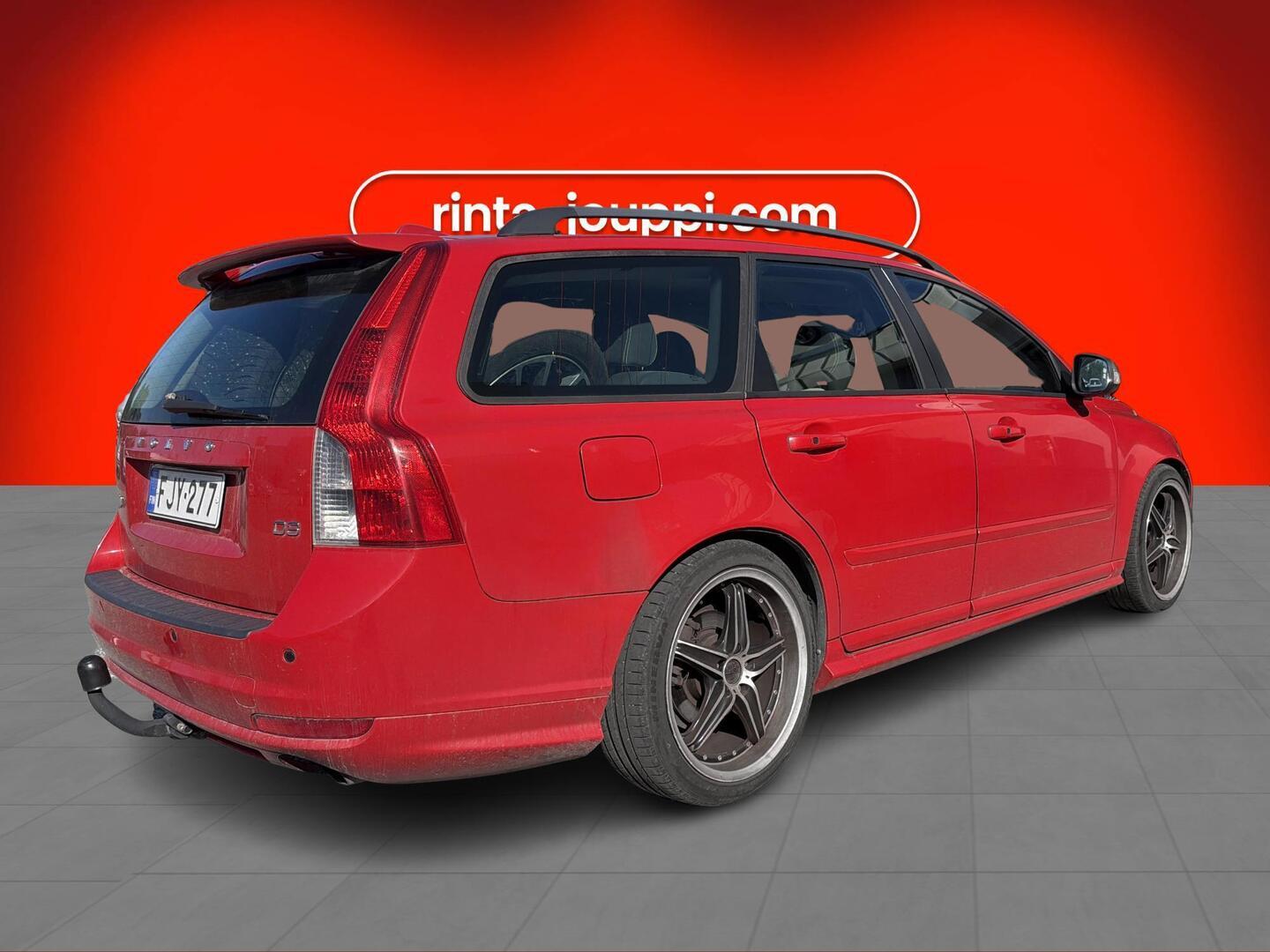 Volvo V50 D3 R-Design aut 2010, kuva 2/3