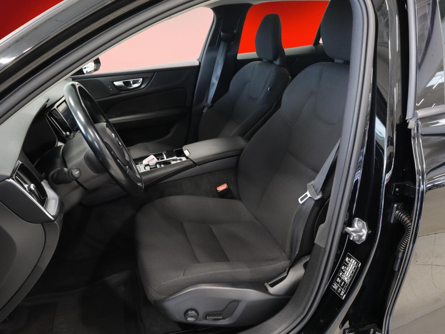 Volvo V60 2020, bild 3/22