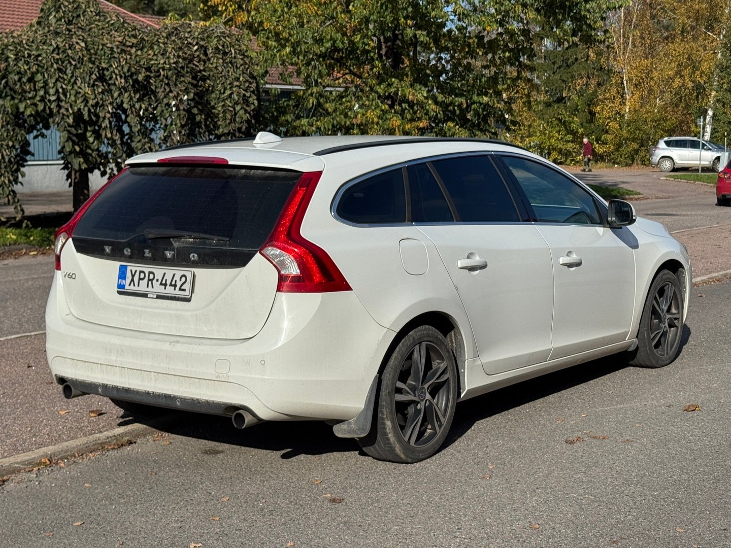 Volvo V60 T4 Momentum aut 2017, bild 2/3