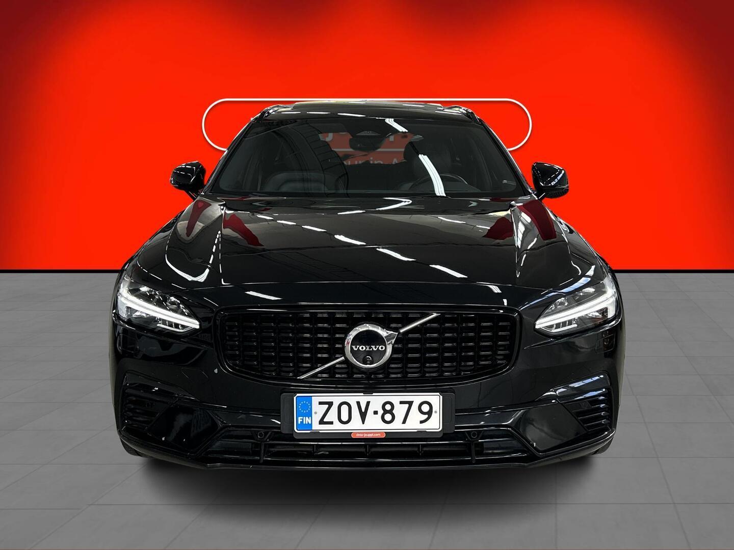 Volvo V90 2022, photo 2/3