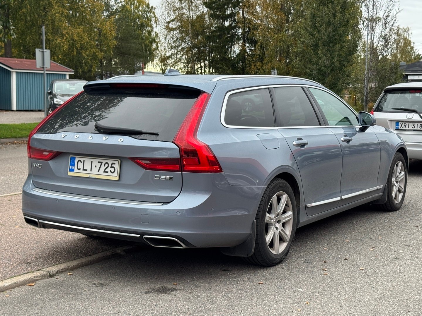 Volvo V90 2017, kuva 2/3