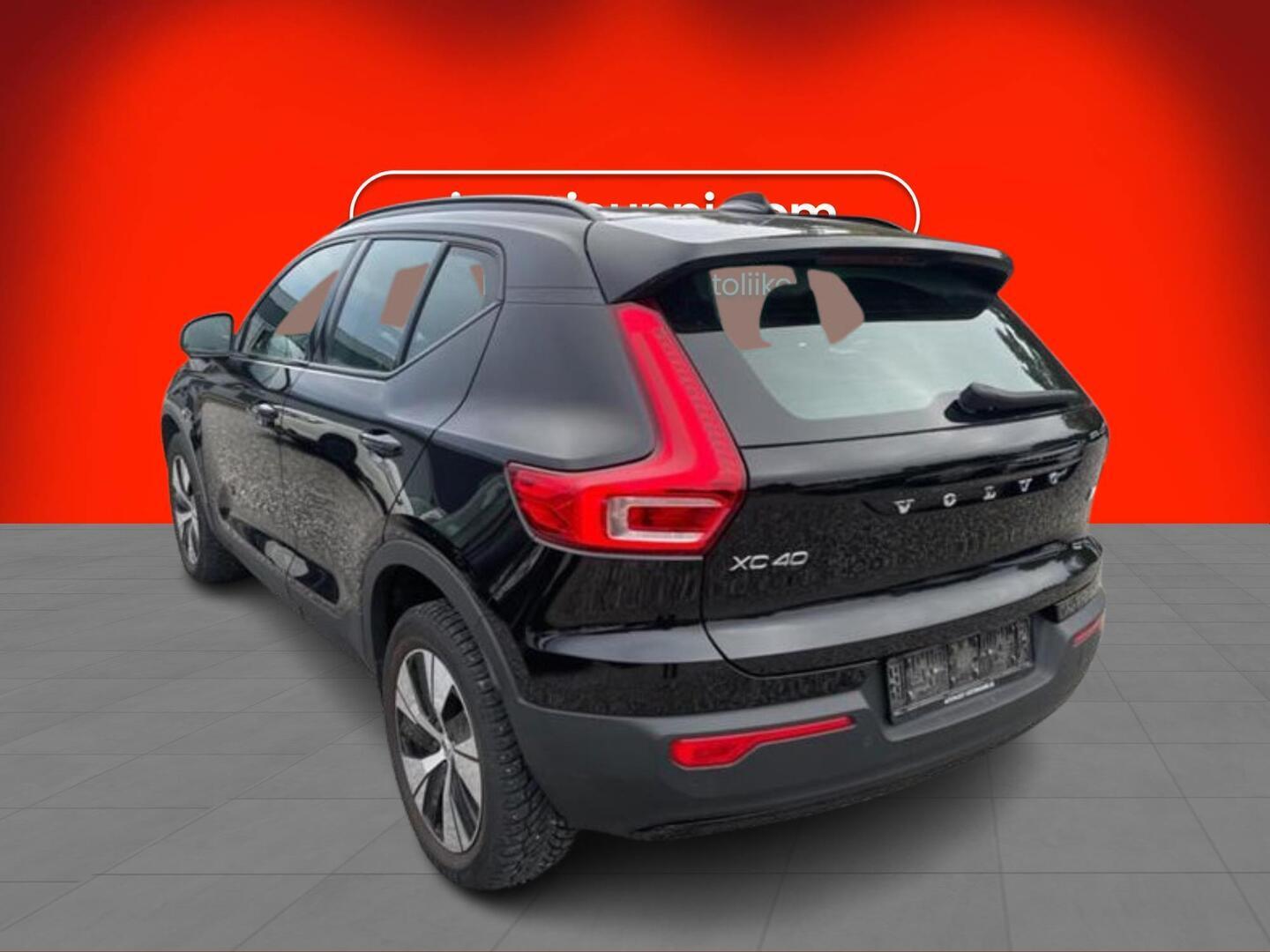 Volvo XC40 T5 TwE R-Design 2022, bild 2/3
