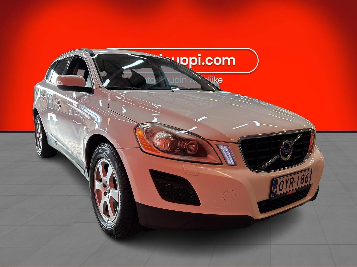 Volvo XC60 D3 AWD Momentum Business aut 2010, kuva 3/24