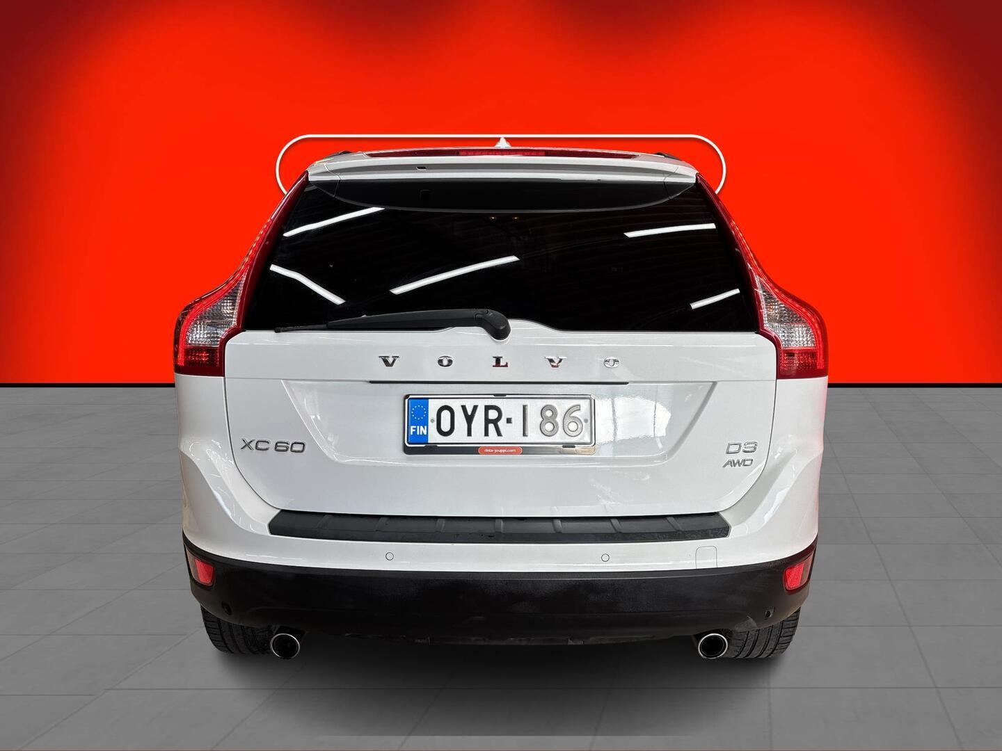 Volvo XC60 D3 AWD Momentum Business aut 2010, kuva 6/24