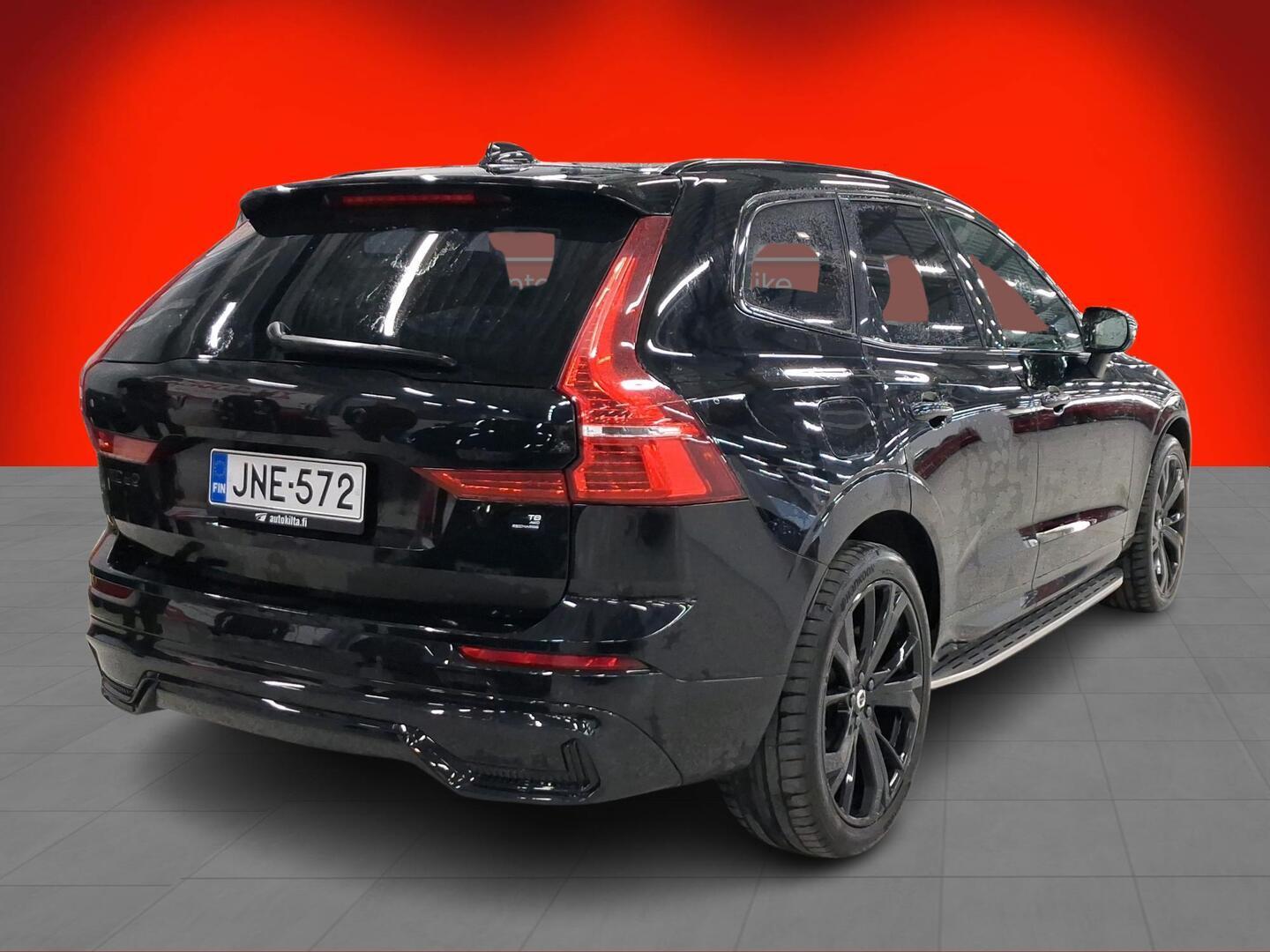 Volvo XC60 2024, photo 2/3