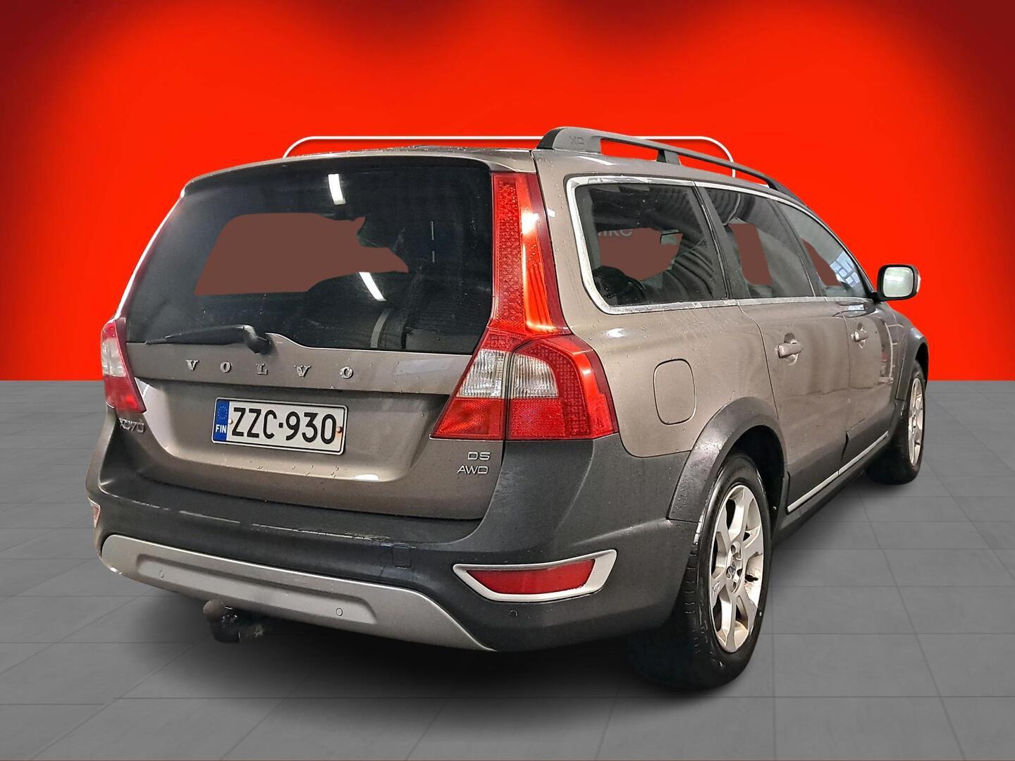 Volvo XC70 D5 AWD Summum aut 2008, bild 2/3