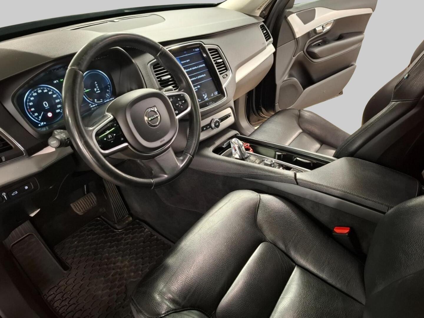 Volvo XC90 2019, kuva 3/3
