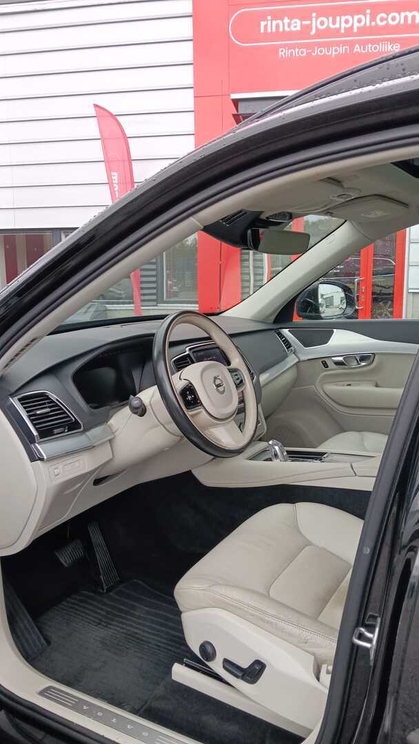 Volvo XC90 2016, kuva 3/3