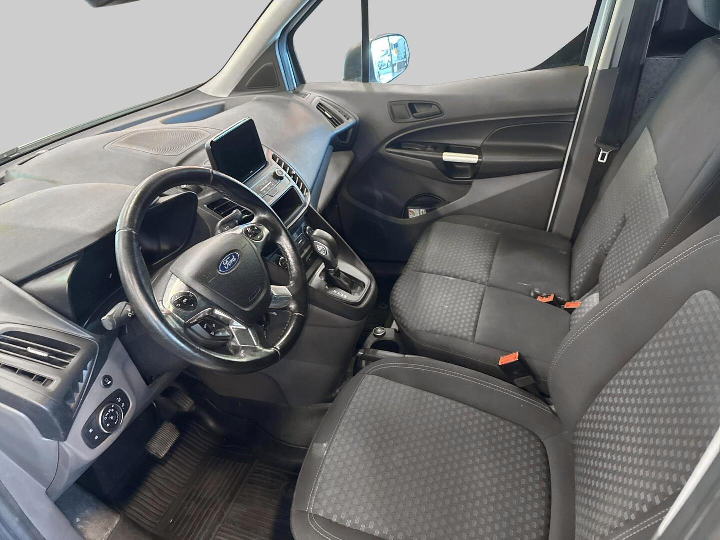 Ford Transit Connect 2018, kuva 3/4