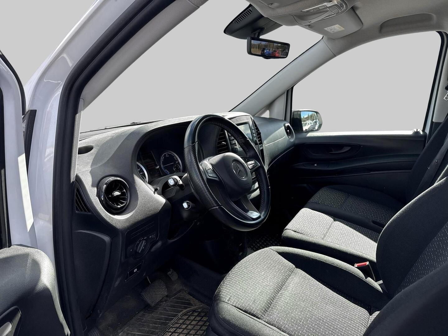Mercedes-Benz Vito 2022, photo 3/26
