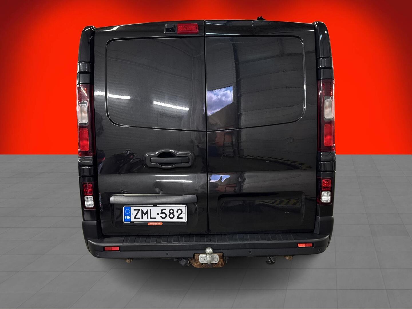 Nissan NV300 2019, kuva 6/27