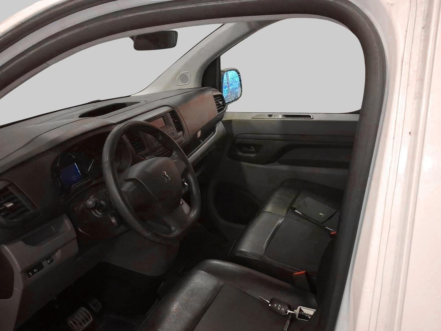 Peugeot Expert 2021, bild 3/3
