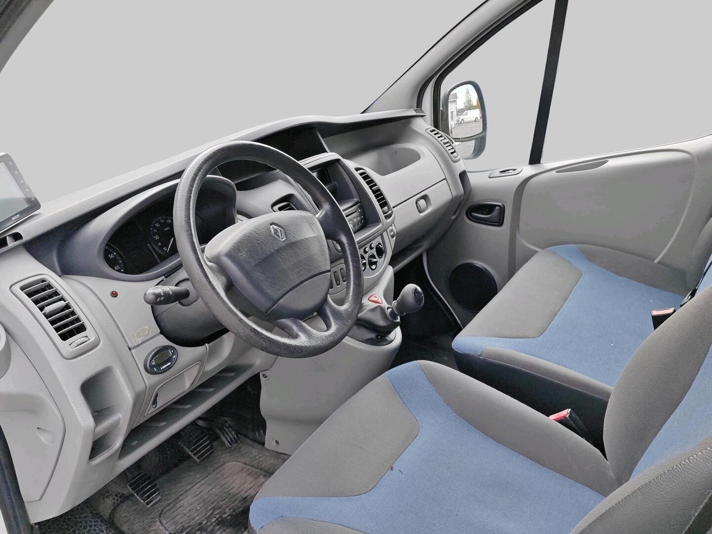 Renault Trafic 2,0 dCi 90hv 6MT L1H1 5m3 2014, kuva 3/3