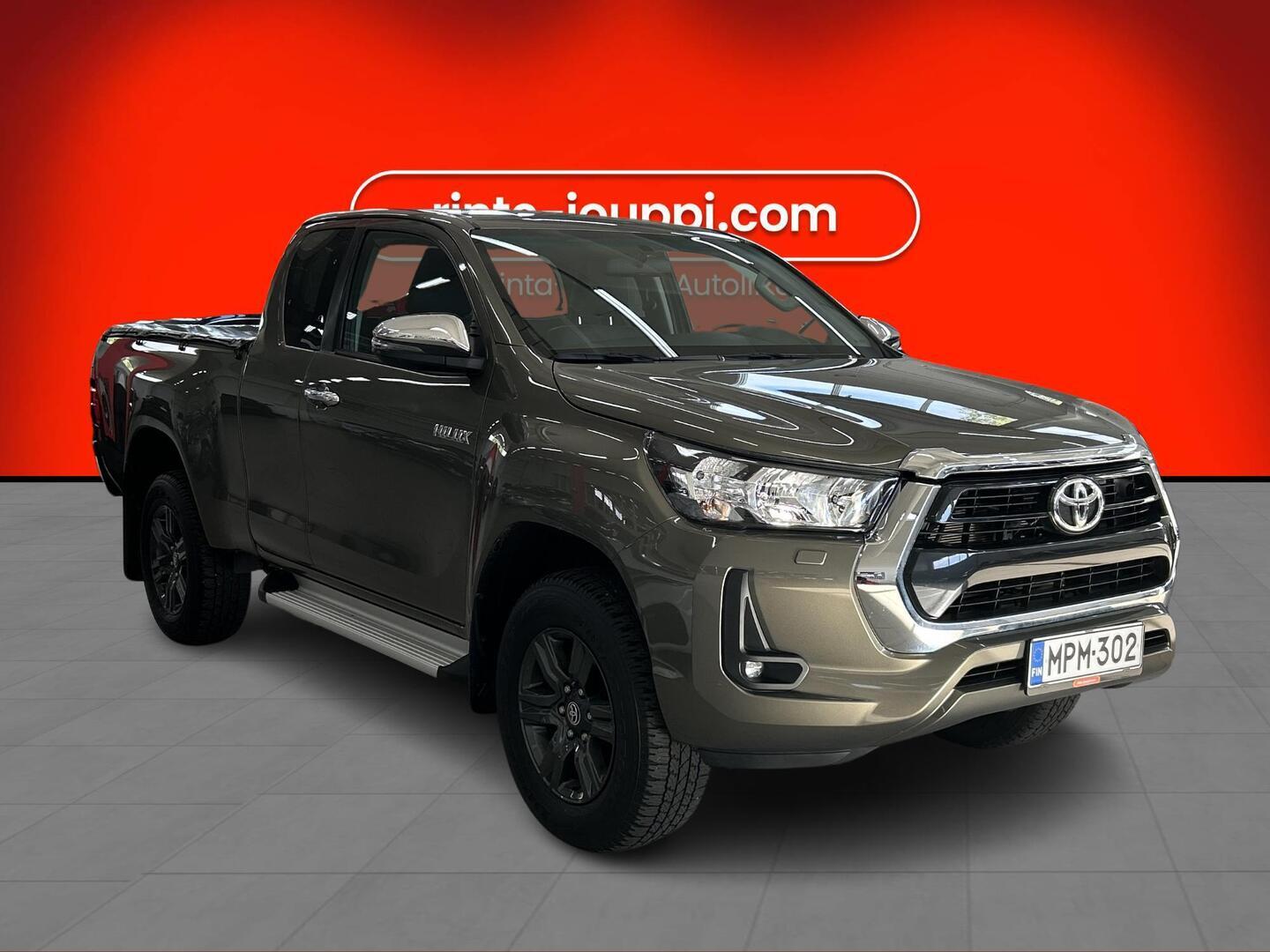 Toyota Hilux Extra Cab 4WD 2,4D Active 2023, photo 3/3