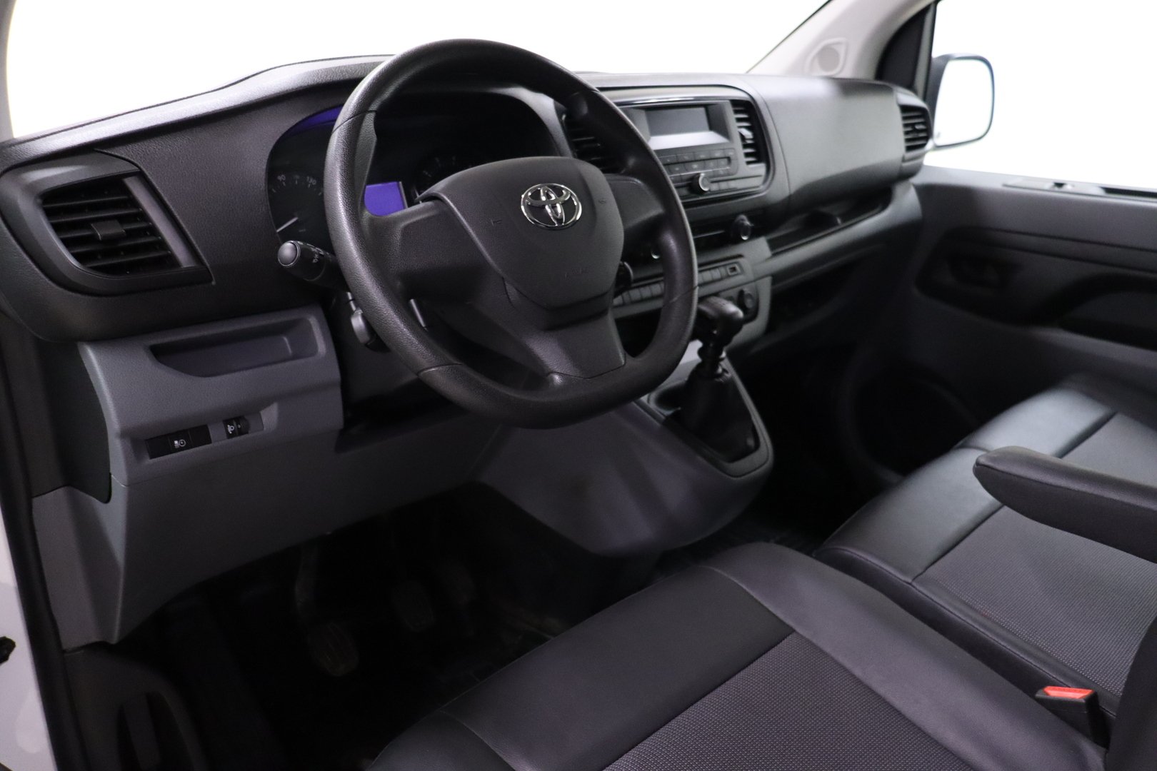 Toyota Proace Compact 2,0 D 120 2019, kuva 5/16