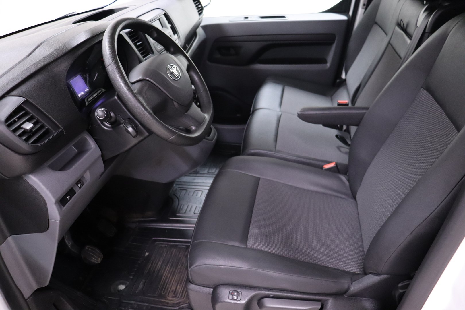 Toyota Proace Compact 2,0 D 120 2019, kuva 6/16