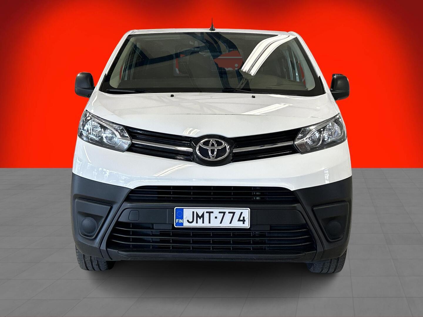 Toyota Proace L2 2,0 D 145 4x4 5-ovinen 2022, kuva 2/3