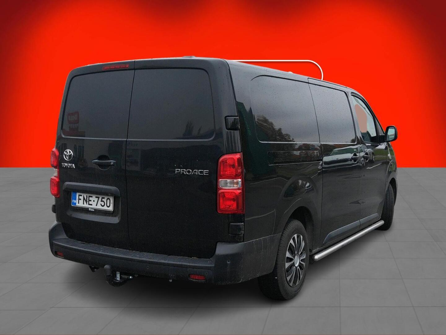 Toyota Proace L2 2,0 D 120 2018, kuva 2/3