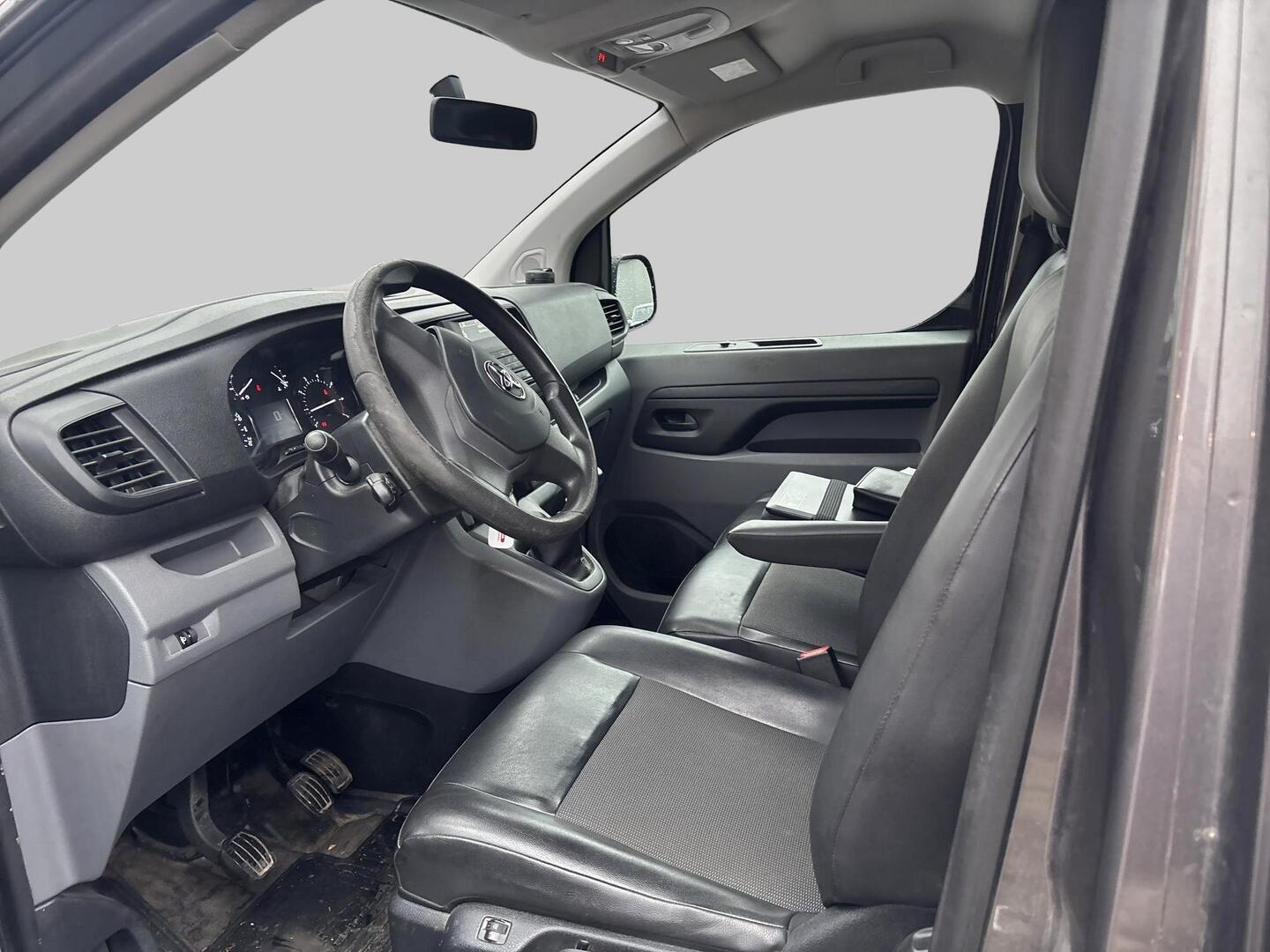 Toyota Proace L1H1 2,0 D 120 2016, bild 3/3