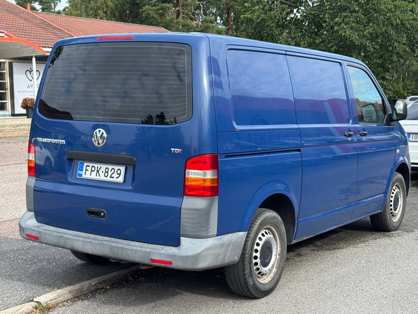 Volkswagen Transporter 2009, kuva 2/3