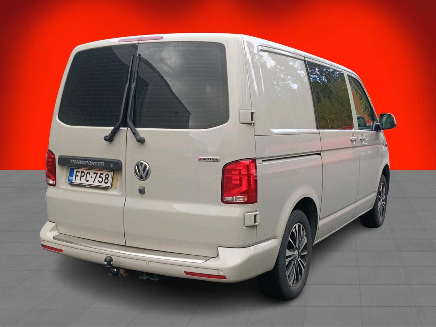 Volkswagen Transporter 2022, kuva 2/3
